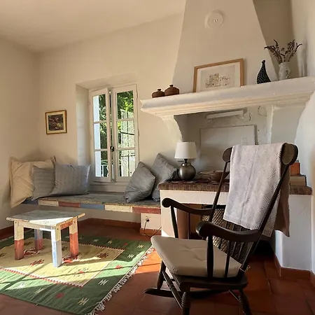 De La Gloriette Apartman *